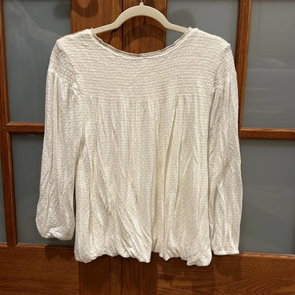 Free People Beautiful cream embroidered blouse in excellent condition!​​​​​​​ - Picture 3 of 6